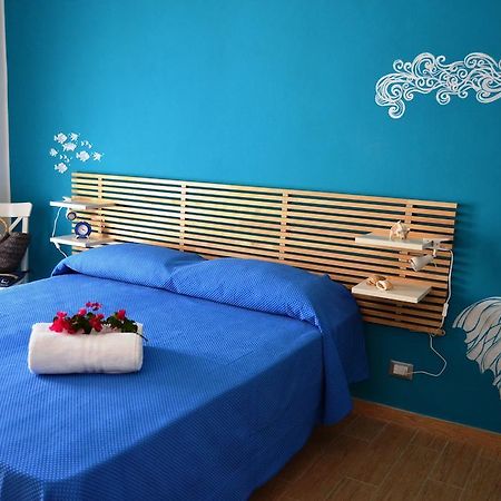 B&B Vivere Il Mare San Vito Lo Capo Rum bild
