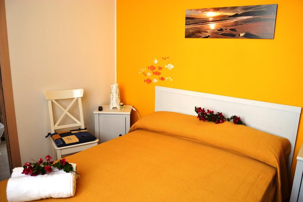 B&B Vivere Il Mare San Vito Lo Capo Rum bild