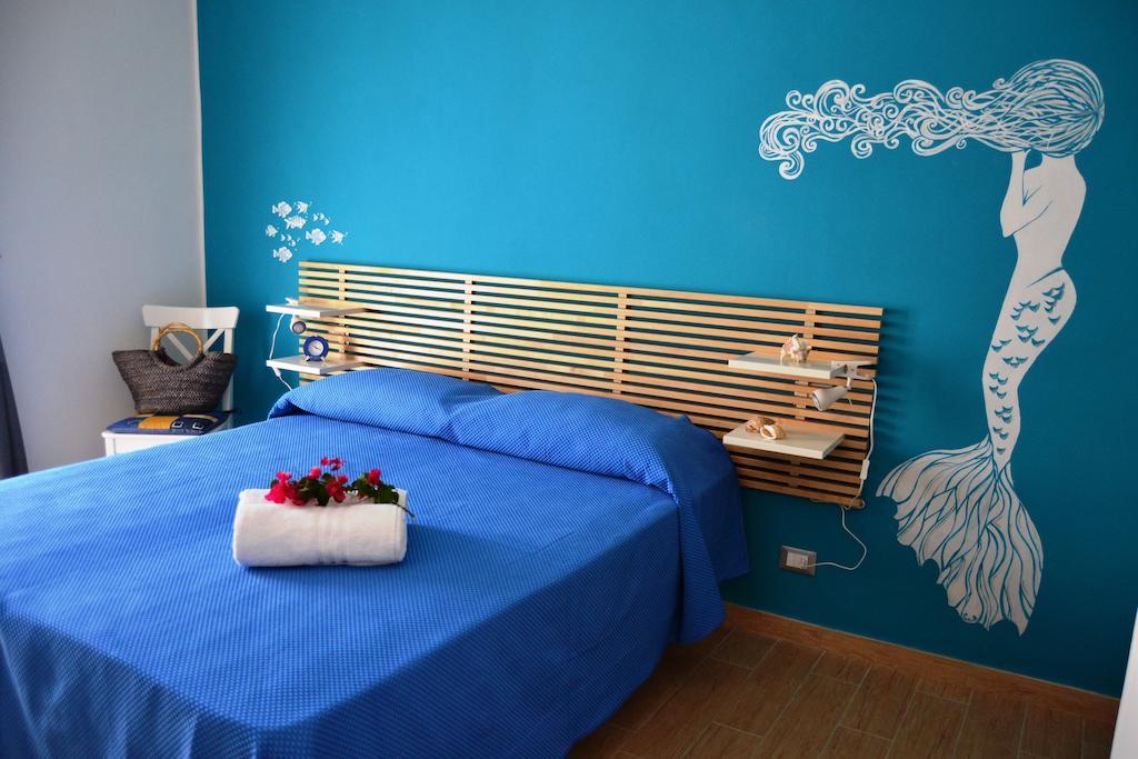 B&B Vivere Il Mare San Vito Lo Capo Rum bild
